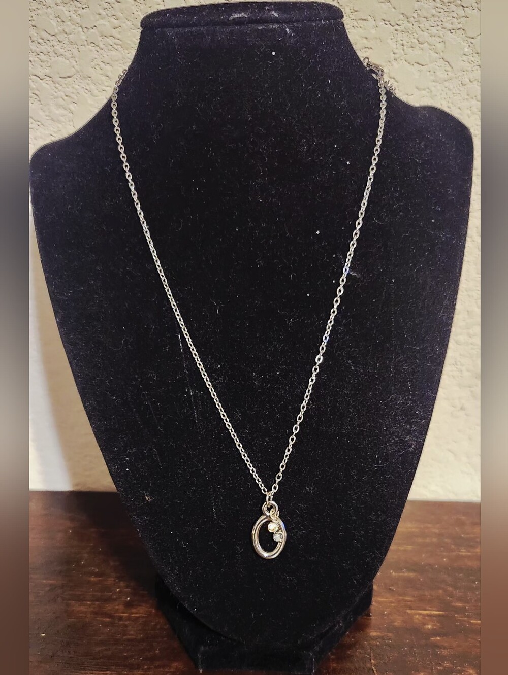 Silver Oval Pendant Necklace with Rhinestone Accent - Women Jewelry